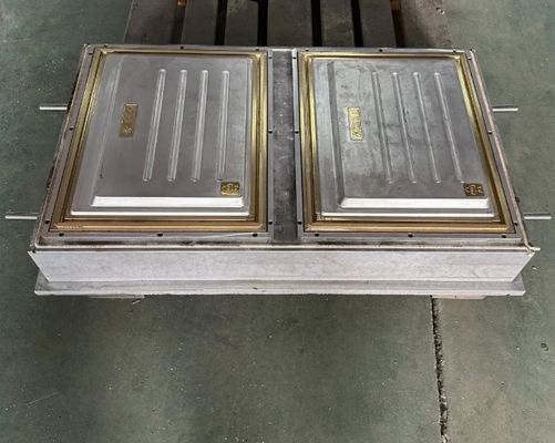 ABS / PA66 / PP / PC / PMMA البلاستيكية الفراغ تشكيل الباب القالب